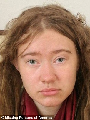 3AA1A86E00000578 3958402 The blonde girl who is thought to be in her late teens was spott m 6 1479798223194