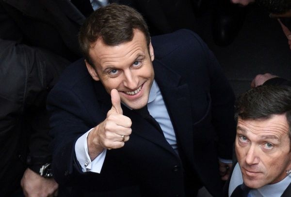 macron 3