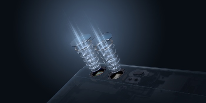 P10 Leica lens camera