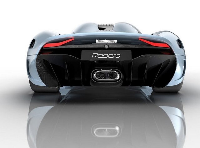 2 Koenigsegg Regera
