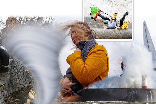 wet and windy weather 648657