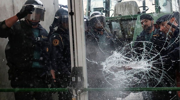 59d21df7fc7e932c058b4569