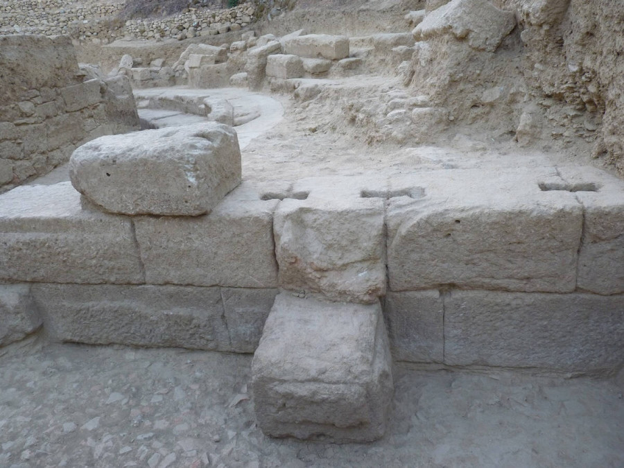 arxaia thouria tessera