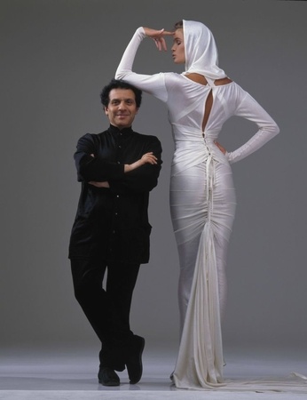 Azzedine Alaia et Elle McPherson par Gilles Bensimon en 1986