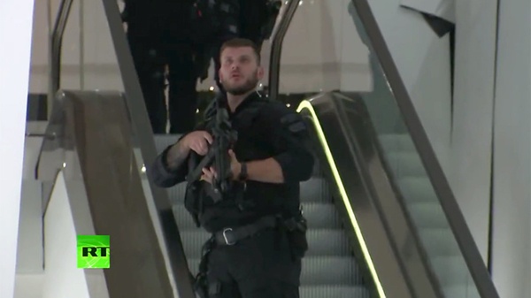 5a18542cfc7e93ec208b4567