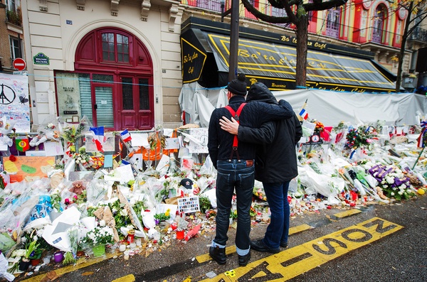 02 Bataclan Attack Memorial Paris 2015 billboard 1548
