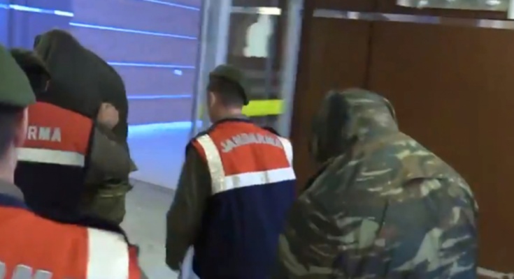 ellines stratiwtikoi 735x400