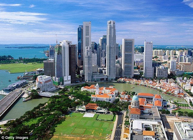 article 2424320 1BDBEC75000005DC 565 634x460