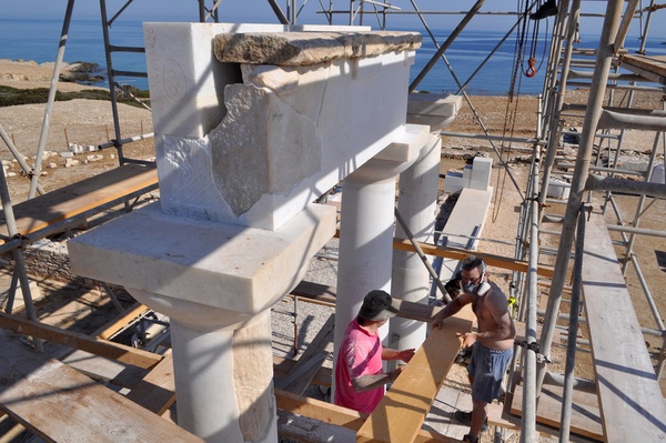 anaskafes despotiko 1