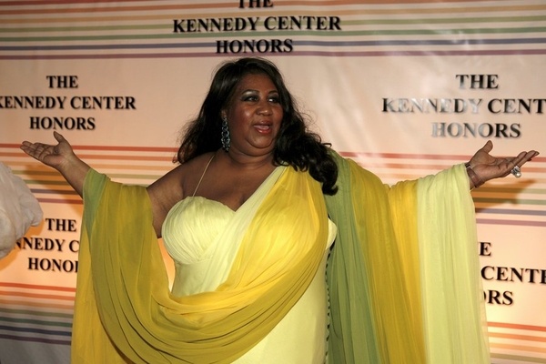 photo bomb aretha franklin 11