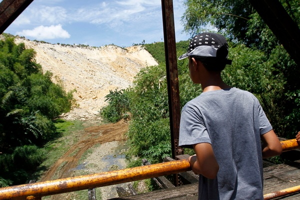 filipines katolisthisi 2