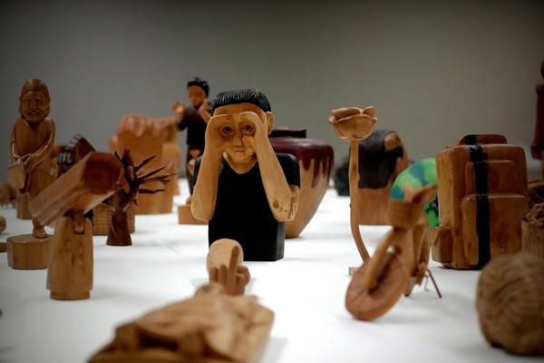 photo bomb ekthesi 6