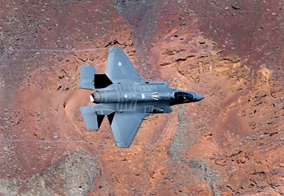 F35