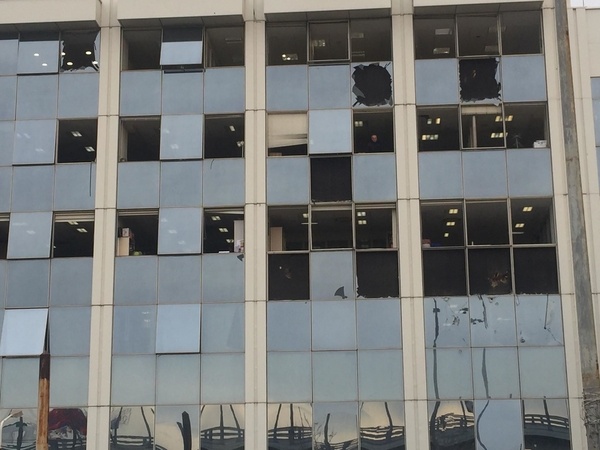 skai vomva tromokratia 8