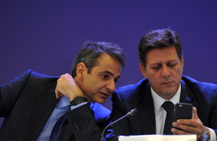 Miltiadis_Varvitsiotis_Kyriakos_Mitsotakis.jpg