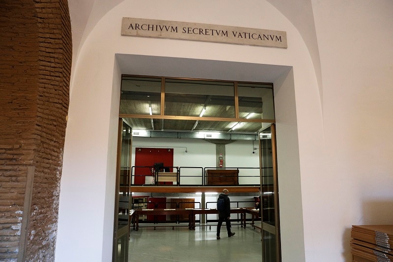 Vatican-Apostolic-Archive.jpg