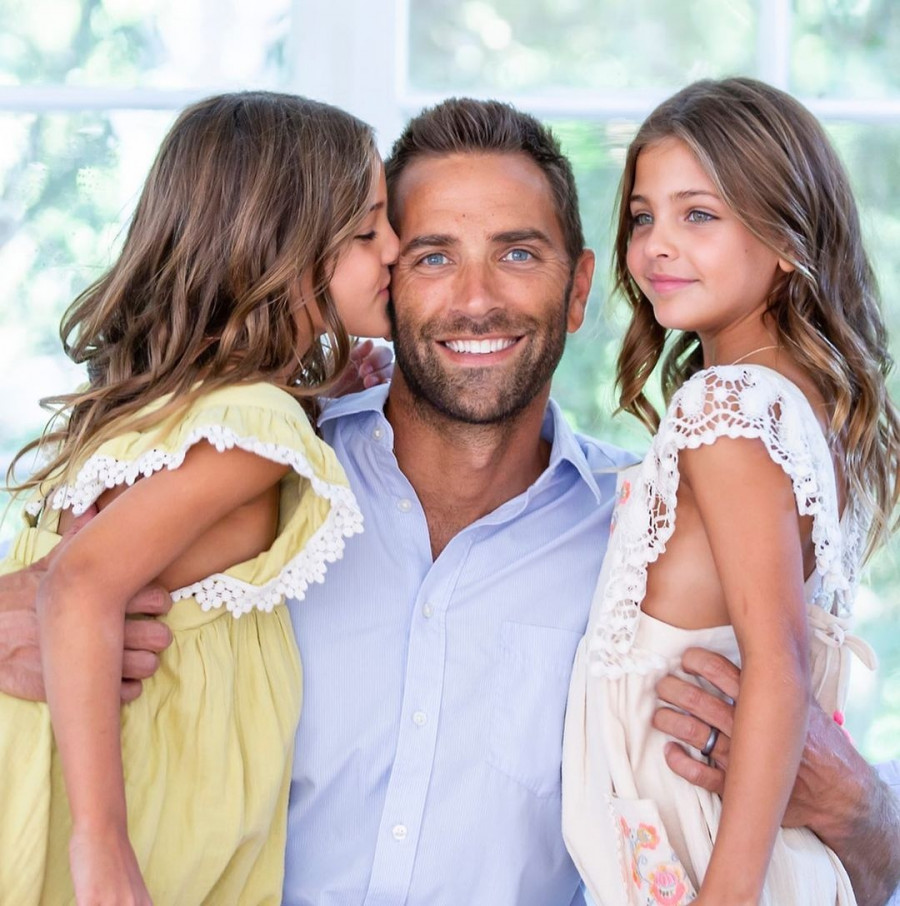 instagram.com/clementstwins