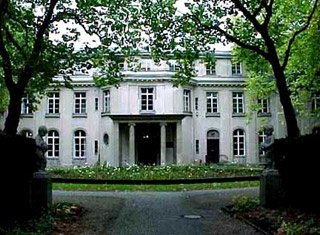 Wannsee_House.jpg