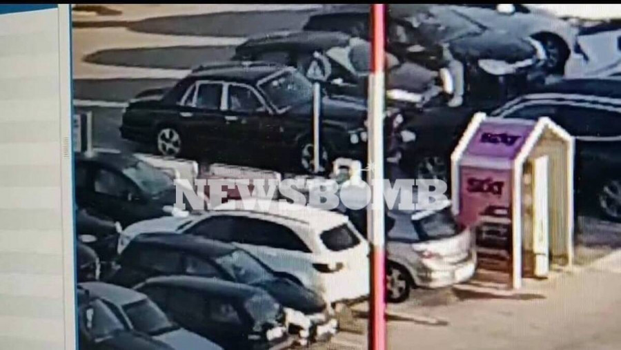 Φωτογραφία - ντοκουμέντο από το κύκλωμα απάτης