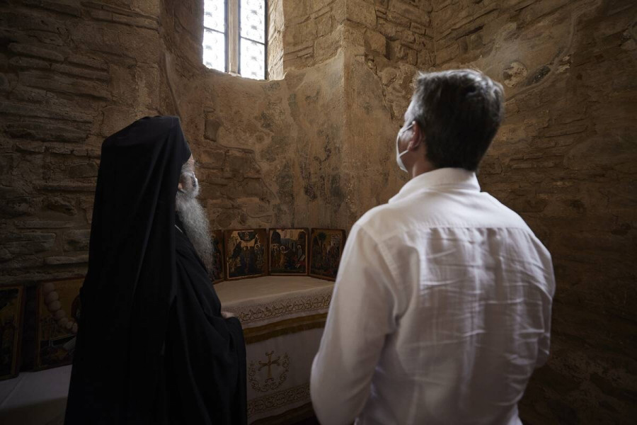 Ο ναός της Μεταμορφώσεως του Σωτήρος χρονολογείται στις αρχές του 12ου αιώνα