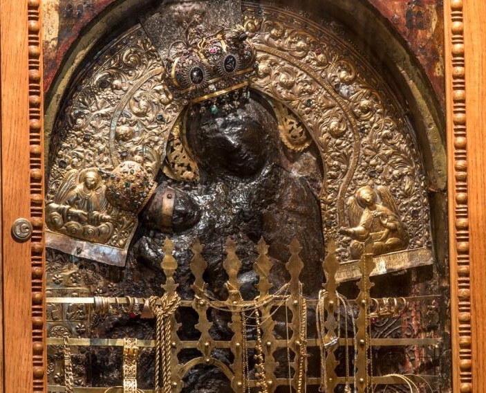 Παναγία η Βρεφοκρατούσα