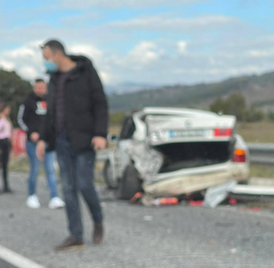 Από το σημείο του τροχαίου στην ε.ο. Τρικάλων-Καλαμπάκας