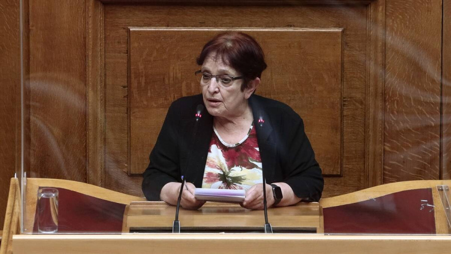 Αλέκα Παπαρήγα