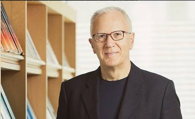 Ο κ. Δημήτρης Λινός 