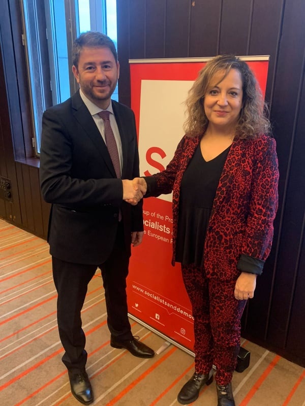 Ανδρουλάκης Πέρεθ