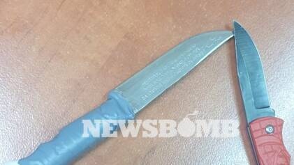 Τα μαχαίρια που κρατούσαν οι ανήλικοι