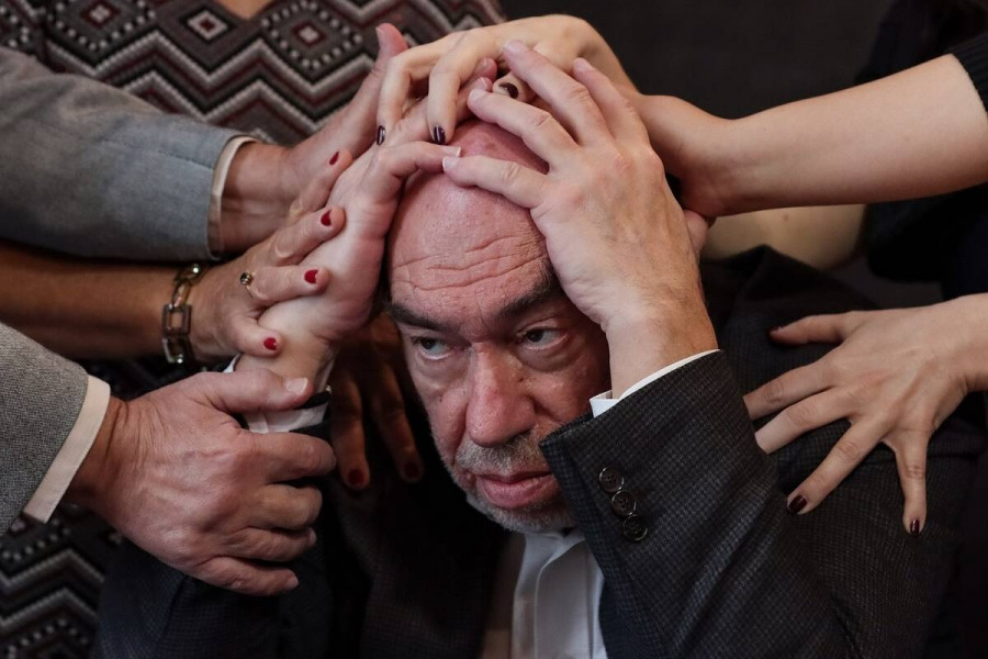 Το Τέρας κι Εγώ, Θέατρο Πρόβα