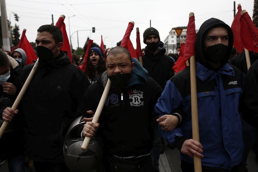 Συγκέντρωση κατά της υποχρεωτικότητας του εμβολιασμού στο Σύνταγμα