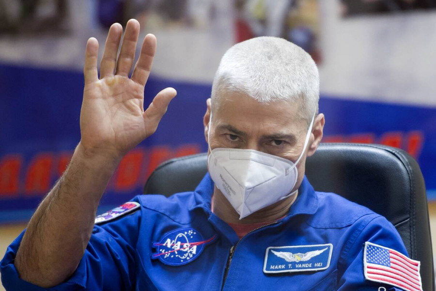 Πόλεμος στην Ουκρανία: Στο διάστημα κινδυνεύει να μείνει ένας Αμερικανός αστροναύτης