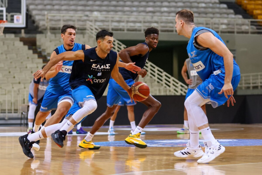 Κώστας Σλούκας