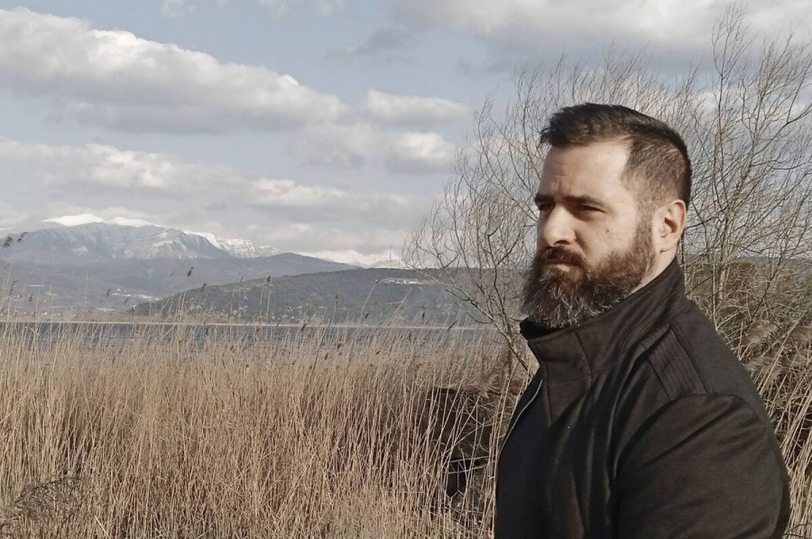 Ο καλλιτέχνης Κωνσταντίνος Φάης