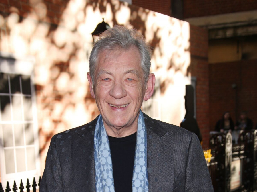 mckellen-ap.jpg