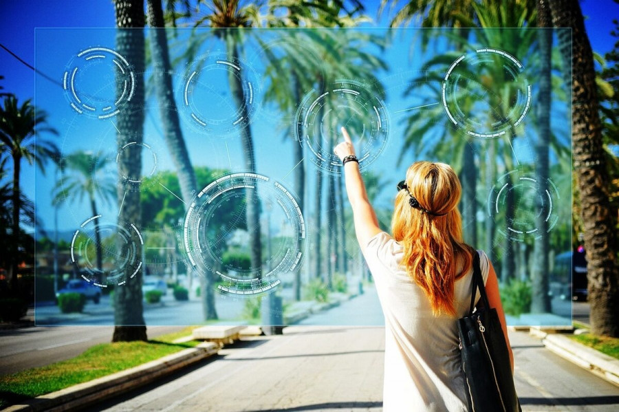 woman travel metaverse