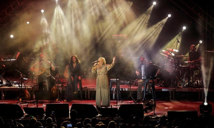 Ελευθερία Αρβανιτάκη και Ελεωνόρα Ζουγανέλη