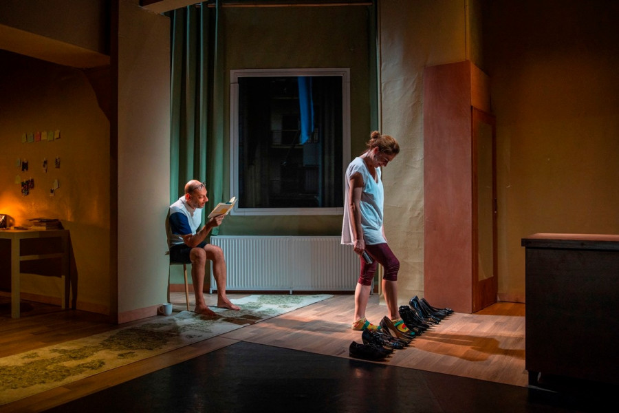 Δημήτρης Καρατζάς, Το Σπίτι