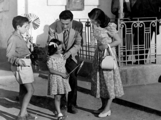 Αλέκος Αλεξανδράκης