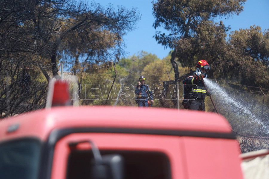 Φωτιά στο Σούνιο