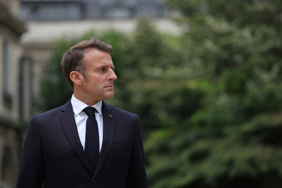 1720270379309-325161866-macron.jpg