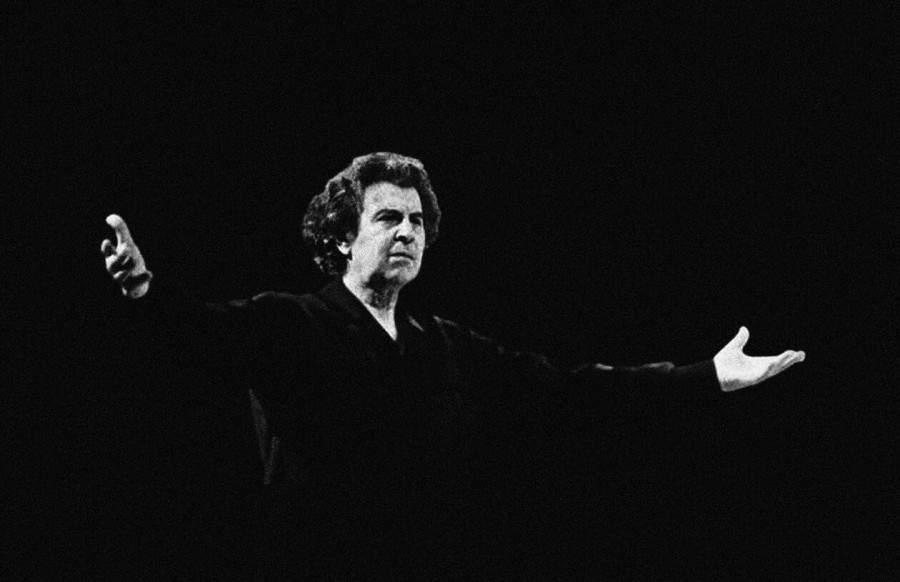 mikis-theodorakis-1.jpg
