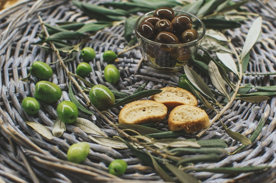 olive-oil.jpg