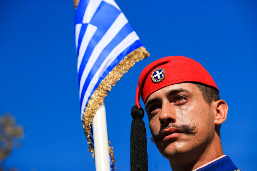 [372946] ΣΤΡΑΤΙΩΤΙΚΗ ΠΑΡΕΛΑΣΗ ΣΤΗΝ ΘΕΣΣΑΛΟΝΙΚΗ ΓΙΑ ΤΗΝ ΕΘΝΙΚΗ ΕΠΕΤΕΙΟ ΤΗΣ 28ης ΟΚΤΩΒΡΙΟΥ 1940 (ΡΑΦΑΗΛ ΓΕΩΡΓΙΑΔΗΣ/EUROKINISSI)