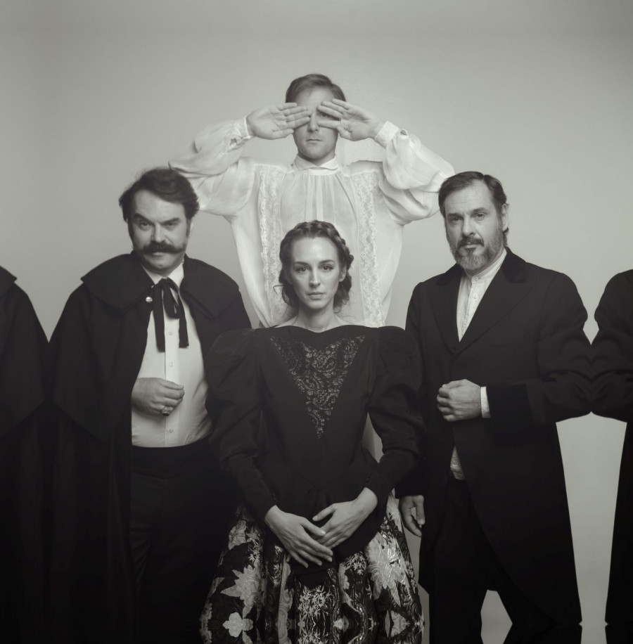 anthropos elefantas.jpg