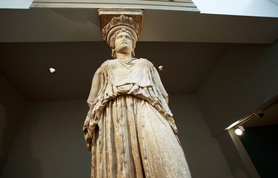 ÔÁ ÅËÃÉÍÅÉÁ ÌÁÑÌÁÑÁ ÓÔÏ ÂÑÅÔÁÍÉÊÏ ÌÏÕÓÅÉÏ (ÖÙÔÏÃÑÁÖÉÁ: ÌÁÑÊÏÓ ×ÏÕÆÏÕÑÇÓ / EUROKINISSI)