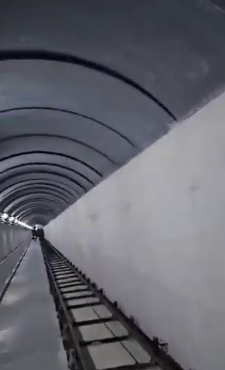 tunnel.jpg