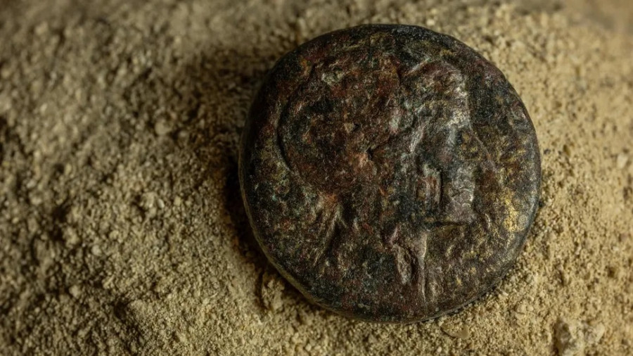 cleopatra-coin.jpg