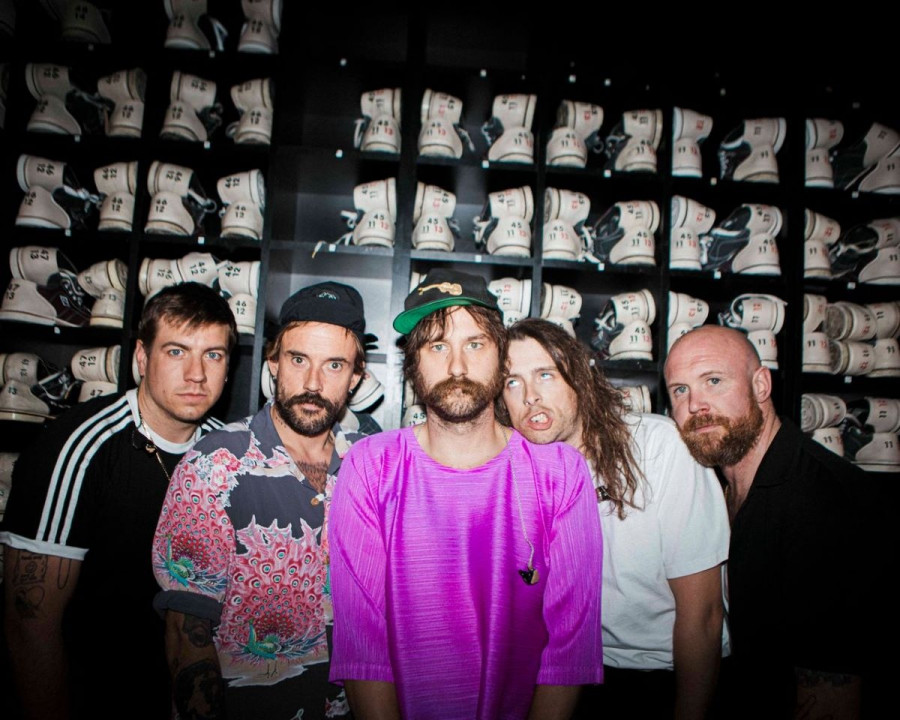 IDLES.jpg